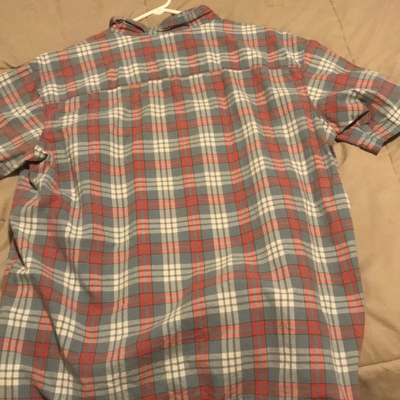 Columbia shirt - Picture 2 of 4